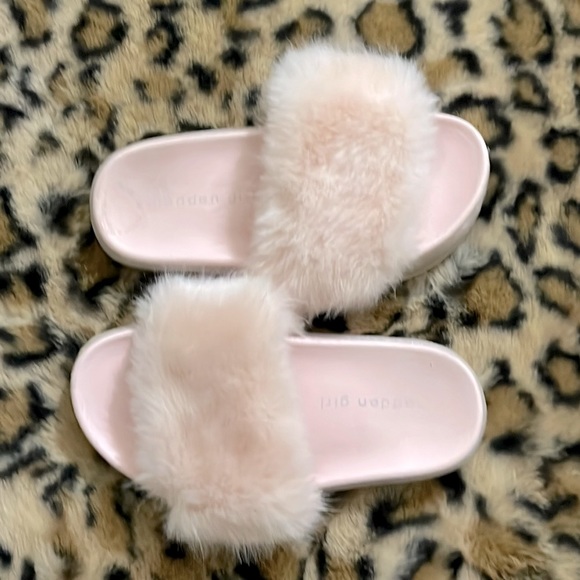 madden girl light up slides